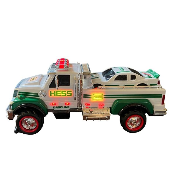 HESS Corporate 2011 Truck and Race Car Rescue Toy - Picture 12 of 12
